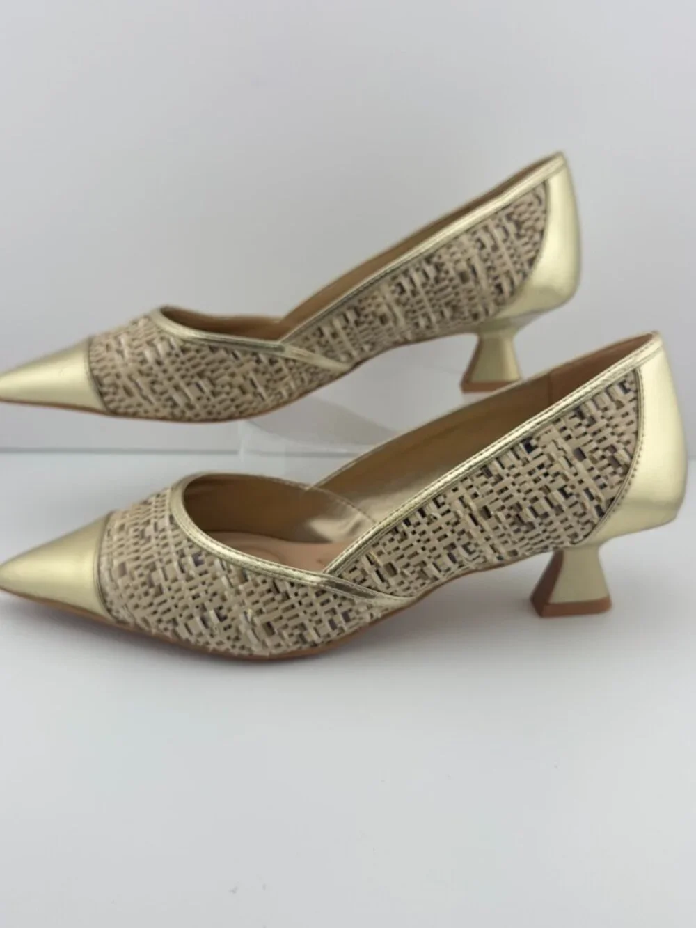 FRANCO SARTO DARCY POINTED TOE KITTEN HEEL PUMP GOLD BEIGE MULTI WOVEN SIZE 7.5M